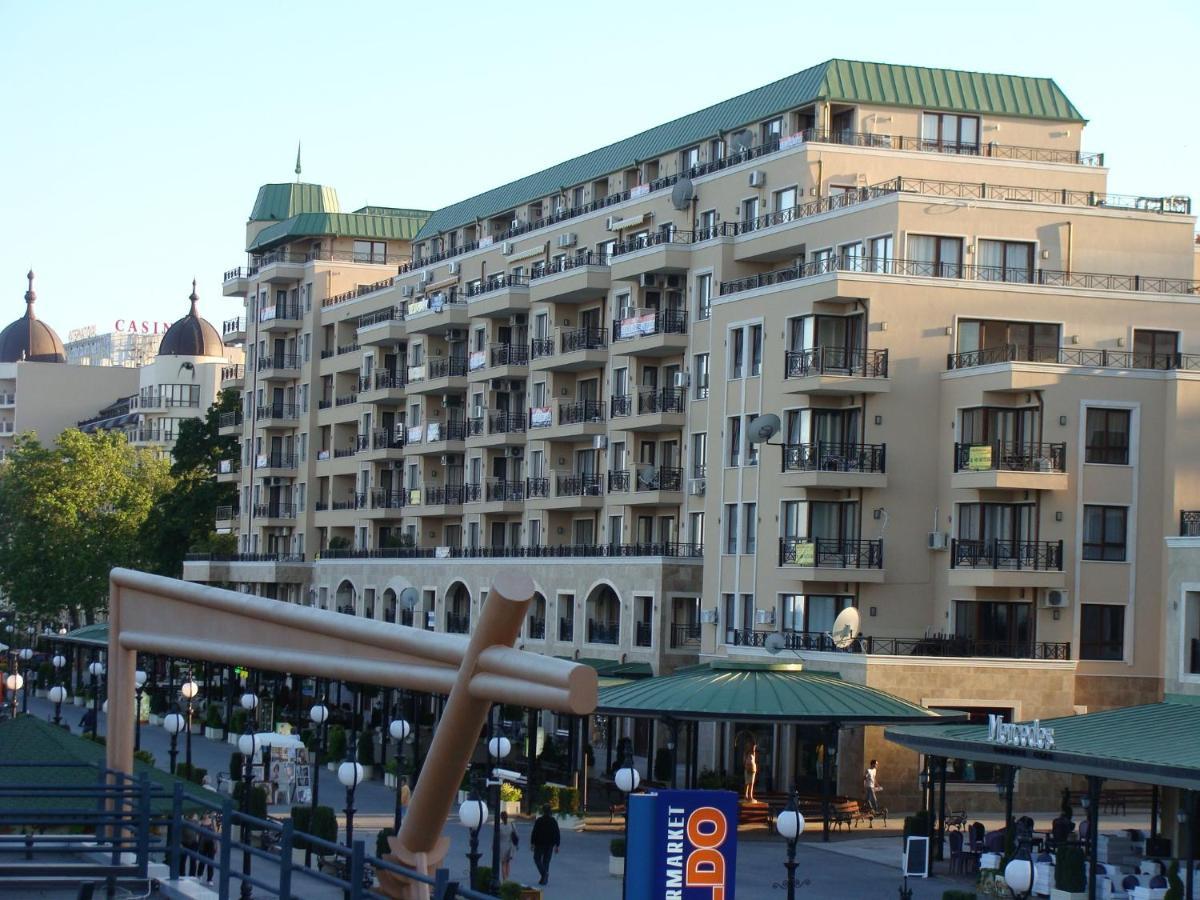Admiral Apartments Golden Sands Room photo
