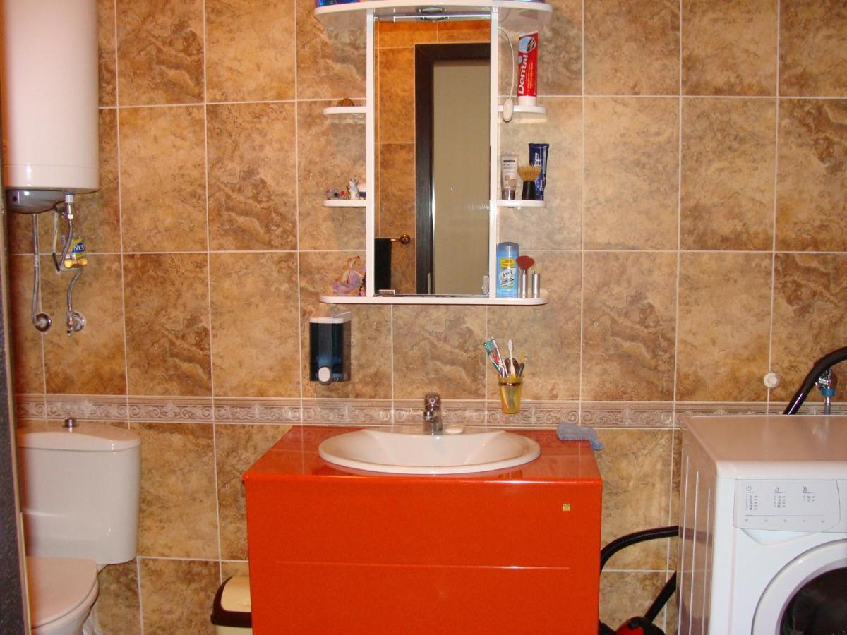 Admiral Apartments Golden Sands Room photo
