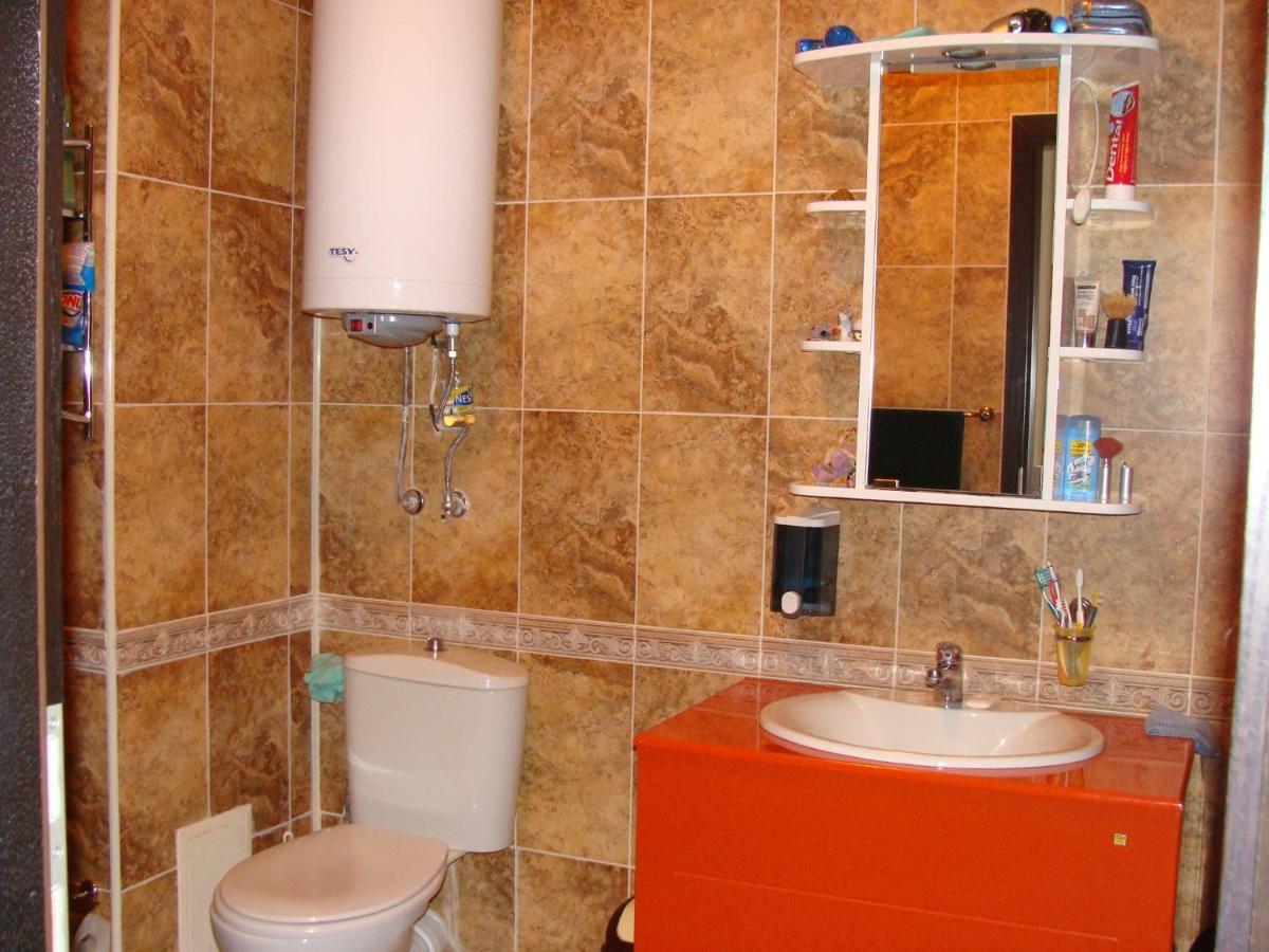Admiral Apartments Golden Sands Room photo